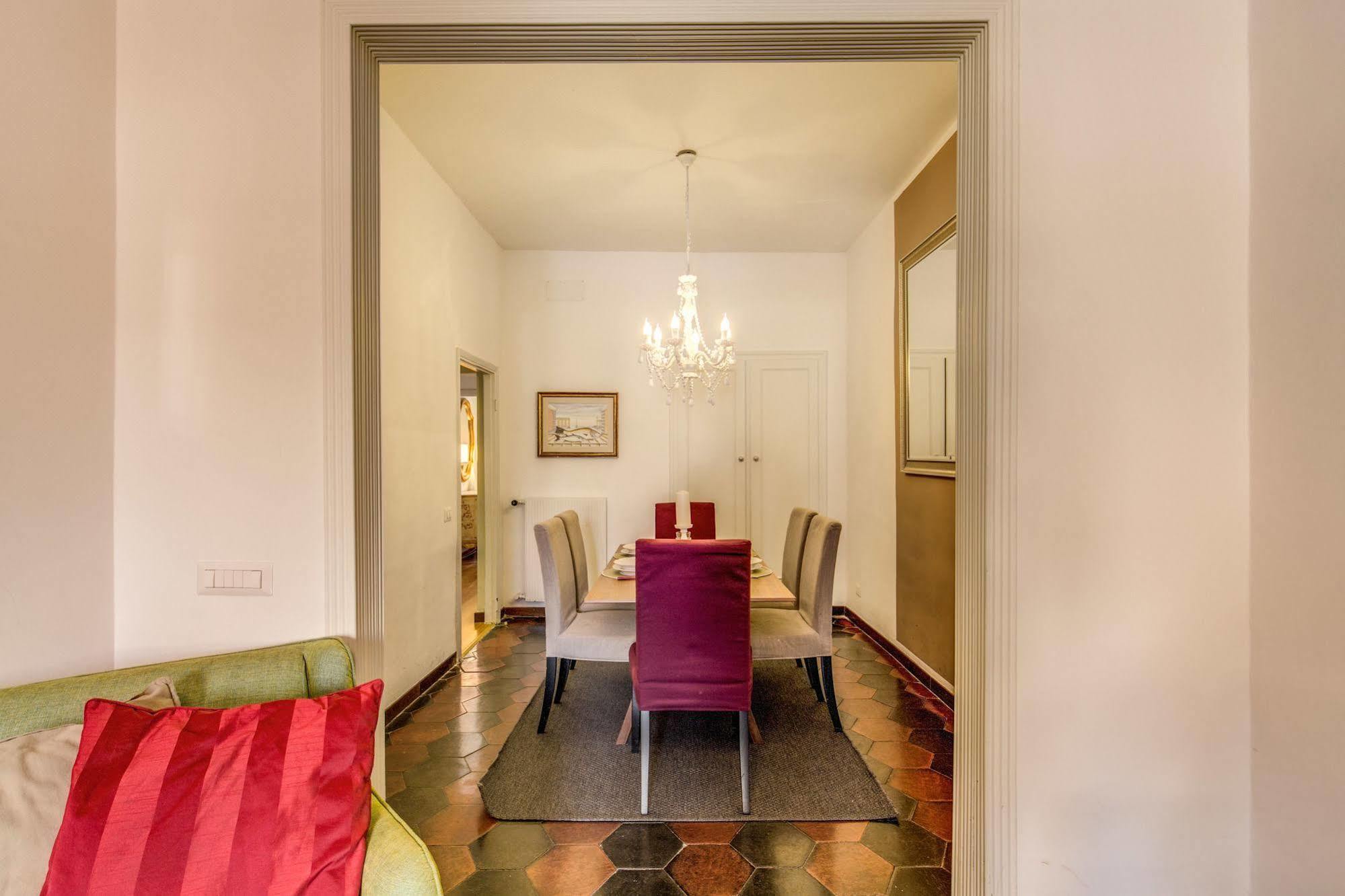 Aweshomeitaly - Spagna Glamour Life Penthouse Rom Exterior foto
